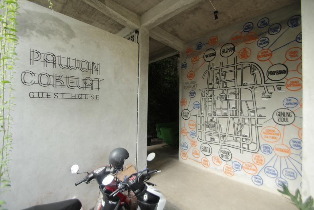 יוגיאקרטה Pawon Cokelat Guesthouse מראה חיצוני תמונה